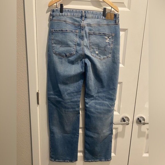 NWT American Eagle Outfitters Jeans, 14 L, curvy/straight!! Super cute!! - Picture 2 of 8